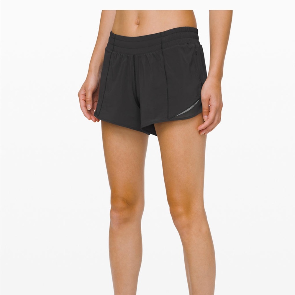 Lululemon Hotty Hot Short Long 4”